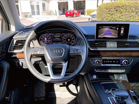 Used 2020 Audi Q5 2.0T Premium Plus w/ Premium Plus Package AWD/4WD image 5