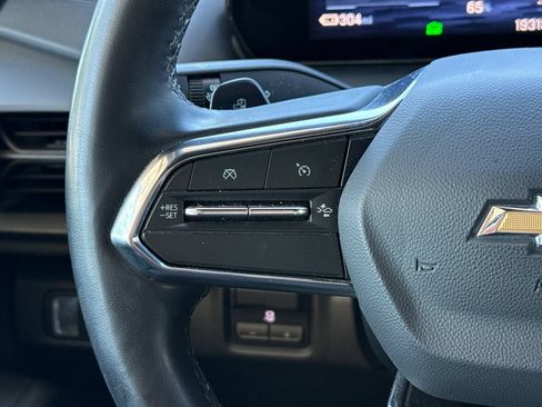 Used 2025 Chevrolet Silverado EV LT AWD/4WD image 35