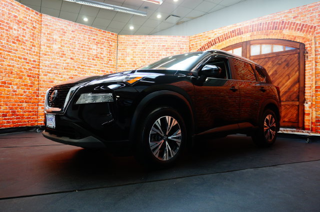 Certified 2022 Nissan Rogue SV w/ SV Premium Package AWD/4WD image 2