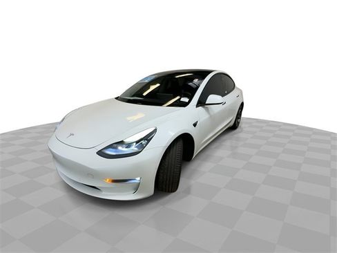 Used 2021 Tesla Model 3 Long Range image 4