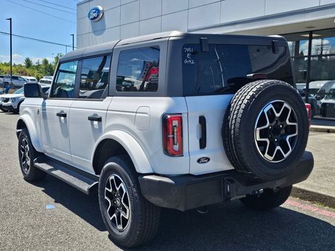 New 2026 Ford Bronco Outer Banks AWD/4WD image 3