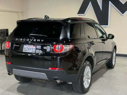 Used 2019 Land Rover Discovery Sport SE image 7