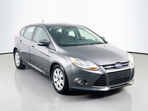 Used 2012 Ford Focus SE image 3