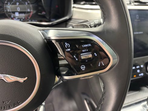 New 2026 Jaguar F-PACE R-Dynamic S AWD/4WD image 19