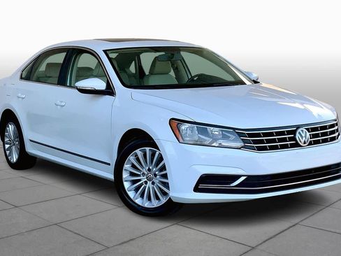 Used 2016 Volkswagen Passat 1.8T SE image 2