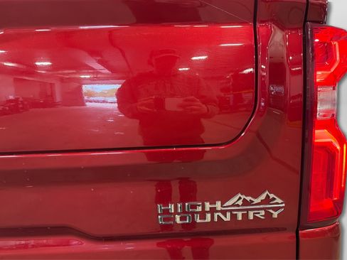 Used 2023 Chevrolet Silverado 1500 High Country w/ Technology Package AWD/4WD image 48