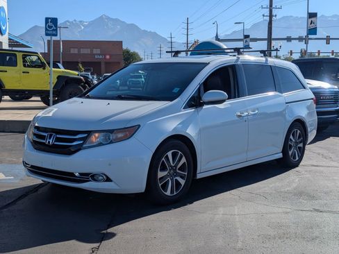 Used 2016 Honda Odyssey Touring image 9