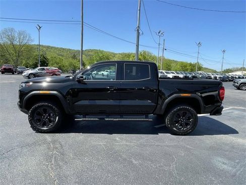 New 2025 GMC Canyon Elevation w/ Convenience Package image 2