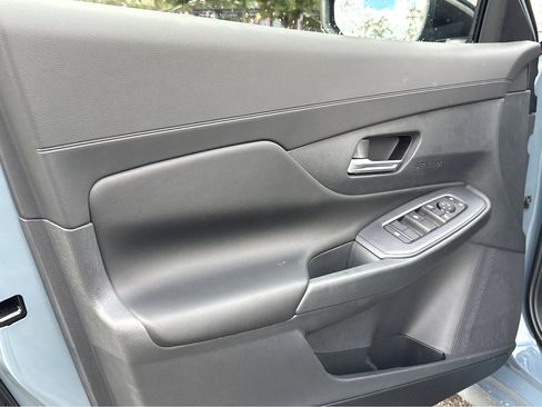New 2026 Nissan Sentra SR w/ SR Premium Package FWD image 18