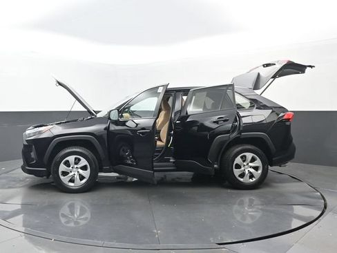 Used 2023 Toyota RAV4 LE FWD image 33