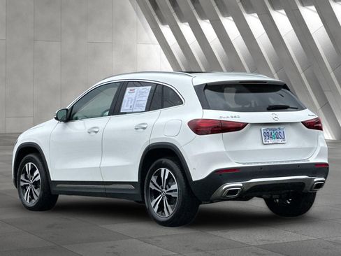 Used 2025 Mercedes-Benz GLA 250 4MATIC image 6