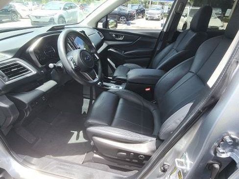 Used 2023 Subaru Ascent Limited w/ Technology Package AWD/4WD image 7