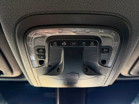 Used 2021 Mercedes-Benz Sprinter 3500 w/ Comfort Plus Package image 14