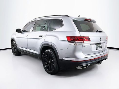 Used 2022 Volkswagen Atlas SE w/ Black Wheel Package image 5