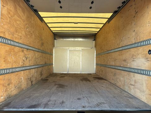 Used 2023 GMC Savana 3500 Extended w/ Power Convenience Package image 29