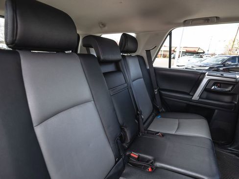 Used 2024 Toyota 4Runner SR5 Premium w/ Moonroof Package AWD/4WD image 34