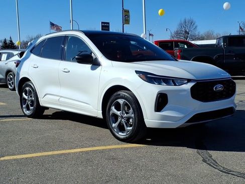Used 2024 Ford Escape ST-Line w/ Tech Pack #1 image 3