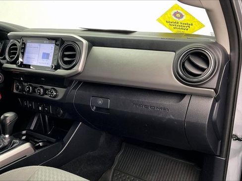 Used 2020 Toyota Tacoma SR5 image 16