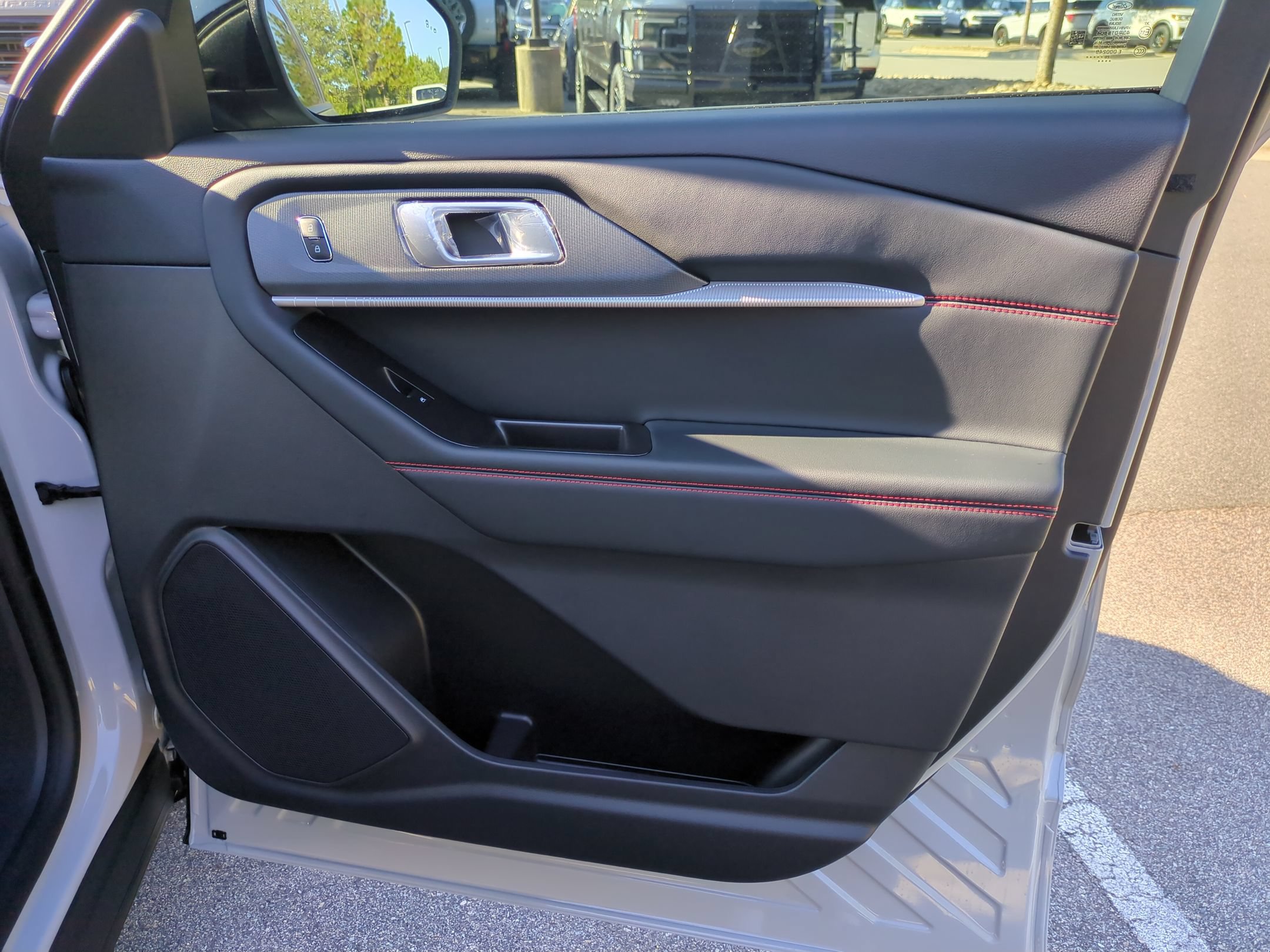 New 2027 Ford Explorer ST-Line w/ Premium Package AWD/4WD image 39