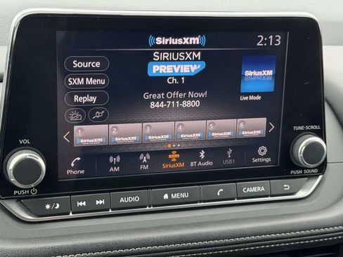 Used 2024 Nissan Rogue SV FWD image 30
