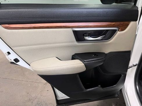 Used 2018 Honda CR-V EX image 16