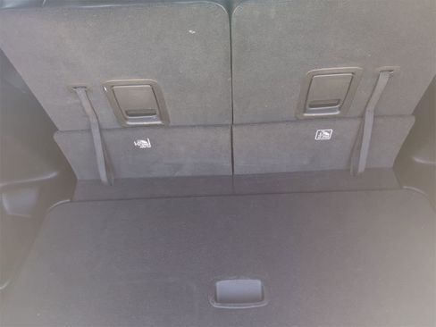 Used 2024 Jeep Grand Cherokee L Limited w/ Luxury Tech Group II image 35