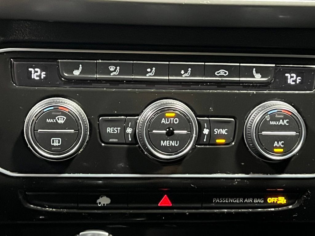 Used 2022 Volkswagen Atlas SE FWD image 28
