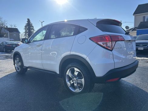 Used 2017 Honda HR-V EX image 6