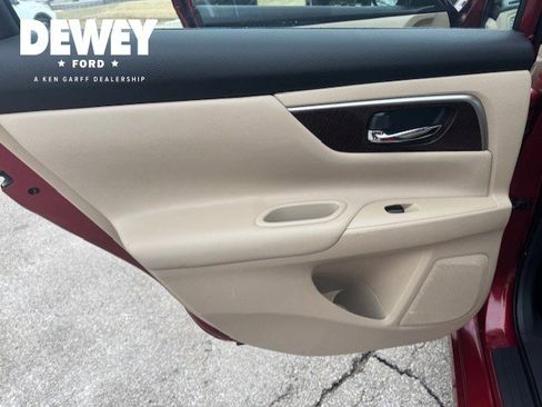 Used 2015 Nissan Altima 2.5 SL w/ Technology Package image 25