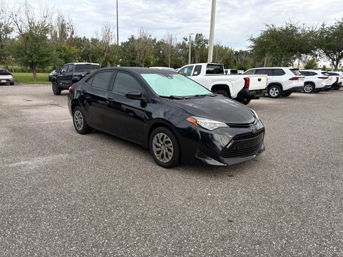 Used 2019 Toyota Corolla LE FWD image 7