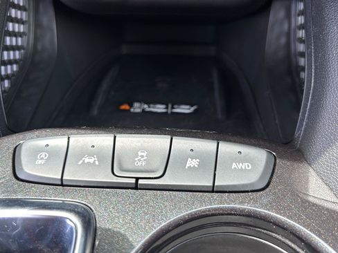 Used 2024 Chevrolet TrailBlazer RS w/ Convenience Package AWD/4WD image 25