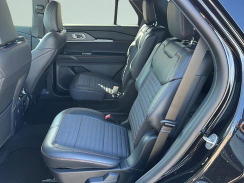 New 2026 Ford Explorer ST-Line w/ ST-Line Street Pack AWD/4WD image 24