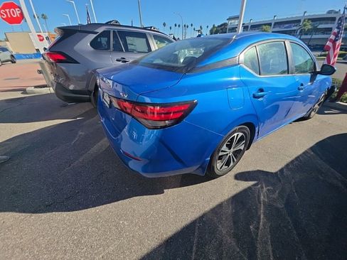 Used 2022 Nissan Sentra SV image 8