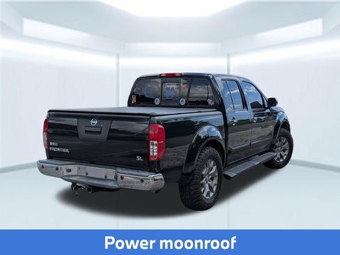 Used 2019 Nissan Frontier SL RWD image 6