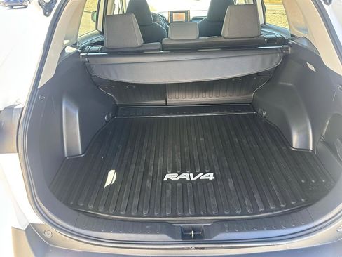 Used 2020 Toyota RAV4 LE w/ All Weather Liner Package image 17