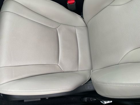 Certified 2025 Honda Accord EX-L image 33