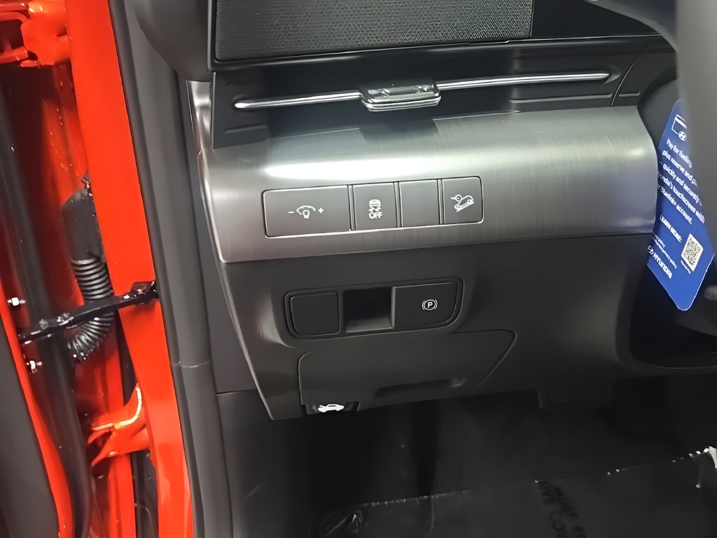 New 2027 Hyundai Kona SEL Sport AWD/4WD image 12