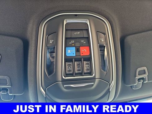 New 2026 Jeep Grand Cherokee L Limited w/ Limited Altitude Package AWD/4WD image 33