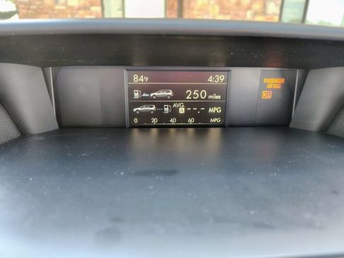 Used 2016 Subaru Forester 2.5i AWD/4WD image 13