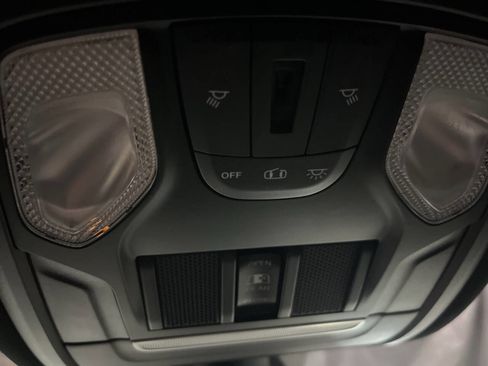 Used 2021 RAM 1500 Big Horn AWD/4WD image 25