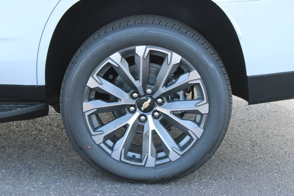 New 2026 Chevrolet Tahoe High Country w/ Sun And Tow Package AWD/4WD image 18
