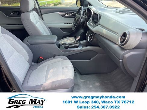 Used 2019 Chevrolet Blazer LT FWD image 12