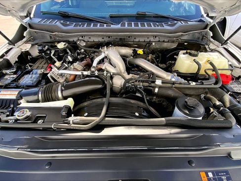 Used 2024 Ford F250 XLT image 28