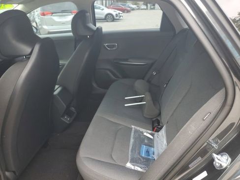 Certified 2025 Kia K4 FWD image 9