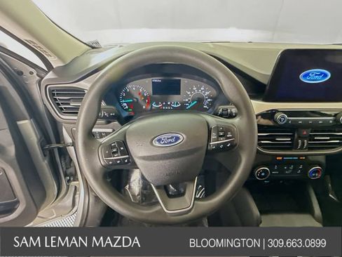 Used 2022 Ford Escape SE FWD image 11