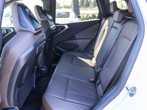 Certified 2025 BMW X3 xDrive30 AWD/4WD image 18