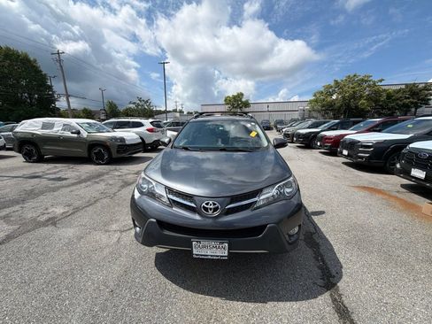 Used 2013 Toyota RAV4 XLE AWD/4WD image 2