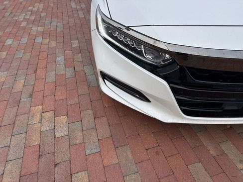 Used 2018 Honda Accord Sport image 20