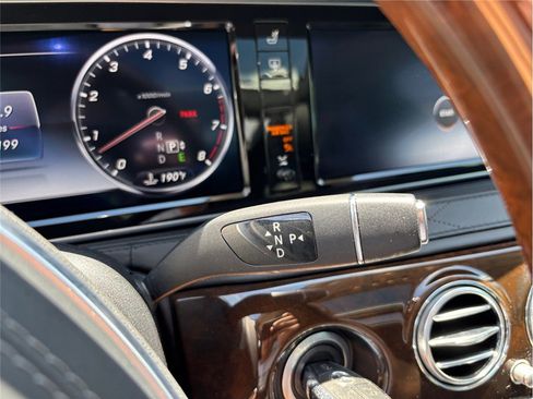 Used 2016 Mercedes-Benz Maybach S 600 image 37