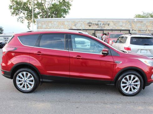 Used 2017 Ford Escape Titanium AWD/4WD image 8
